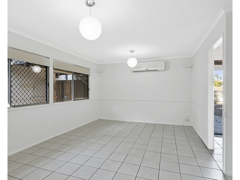 5 Sylvia Street, Loganlea QLD 4131