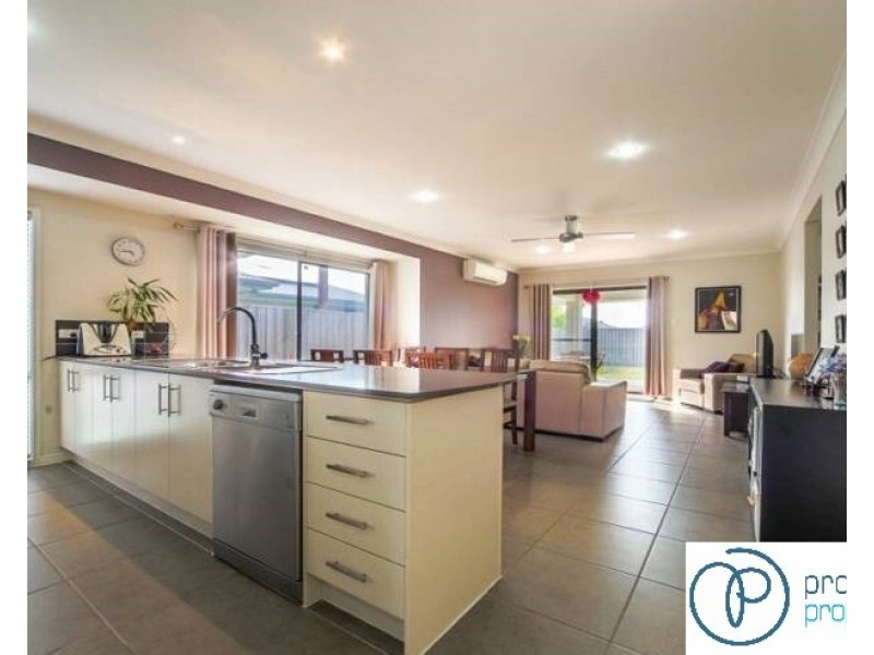39 Daylesford Circuit, Ormeau QLD 4208