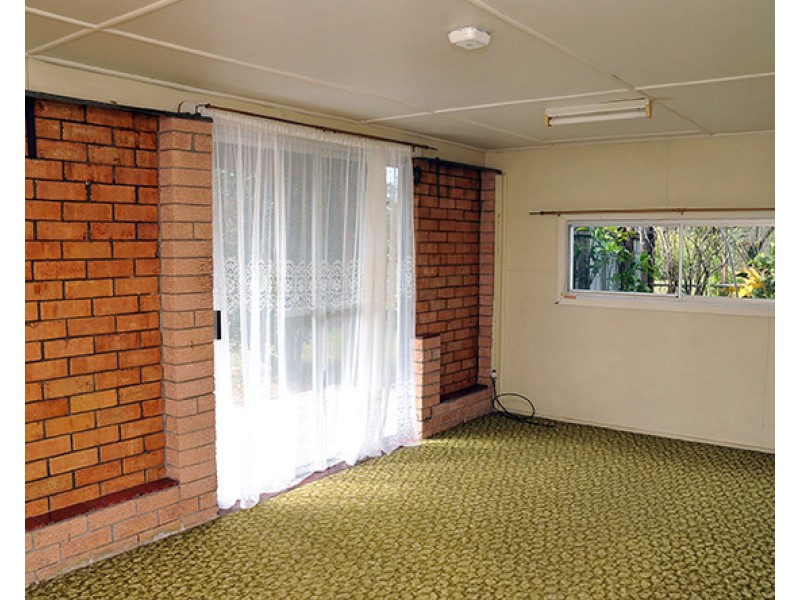 13 Ariel Avenue, Kingston QLD 4114