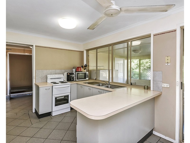 12 Whiteman Street, Crestmead QLD 4132