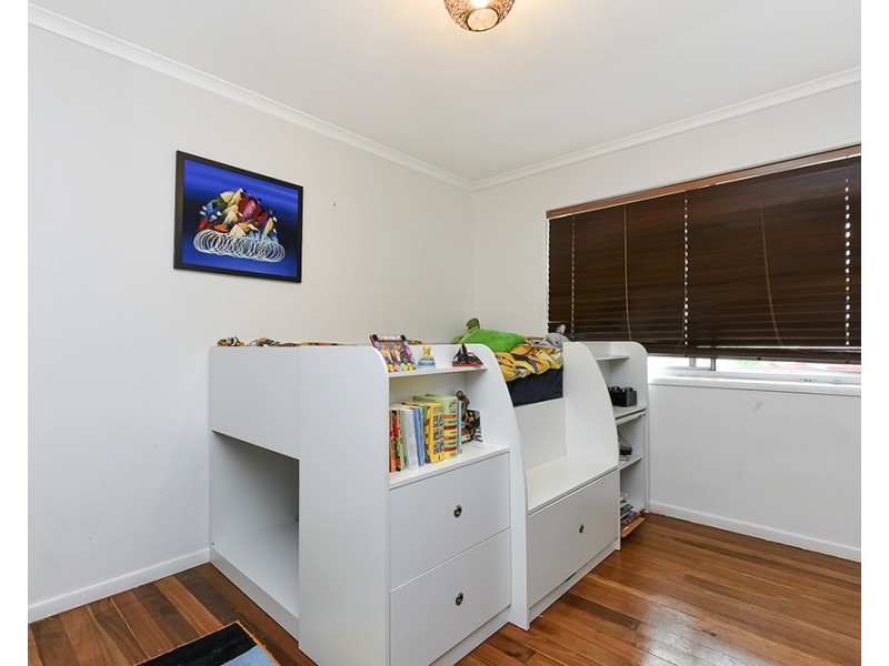 27 Sherwood Crescent, Daisy Hill QLD 4127