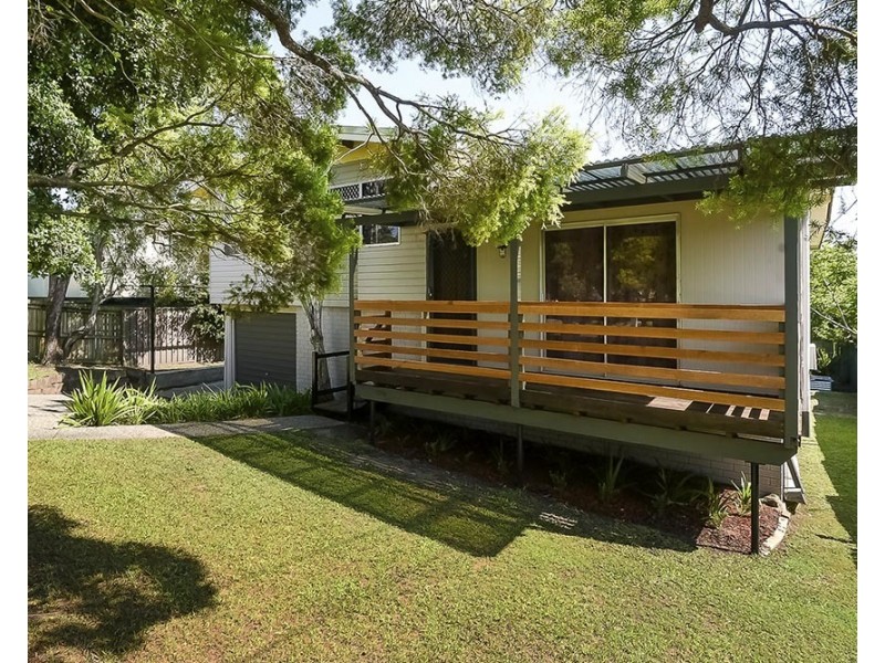 8 Mikaga Court, Woodridge QLD 4114