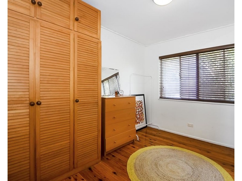 8 Mikaga Court, Woodridge QLD 4114
