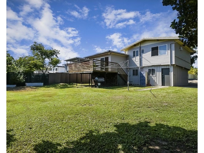 8 Mikaga Court, Woodridge QLD 4114