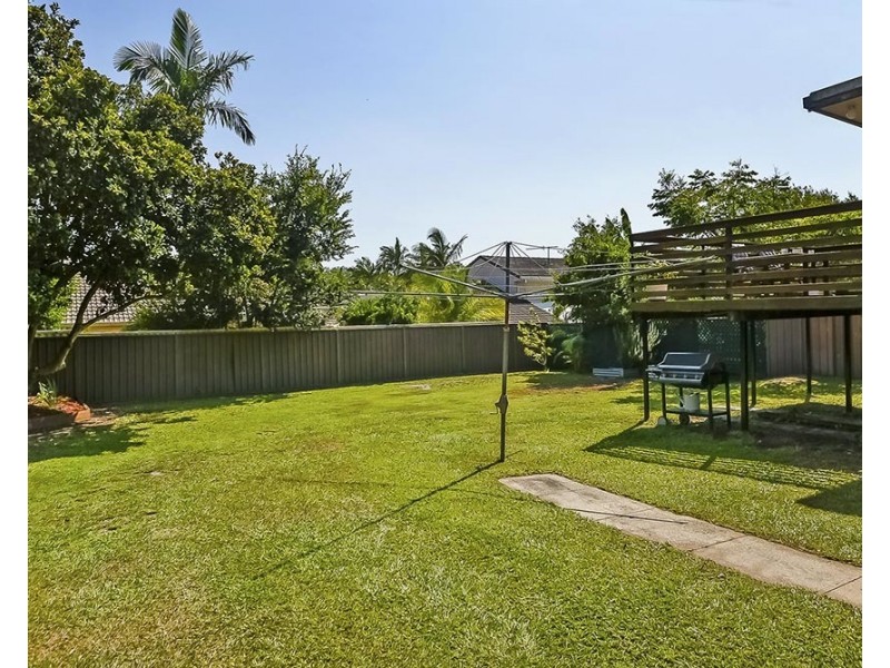 8 Mikaga Court, Woodridge QLD 4114