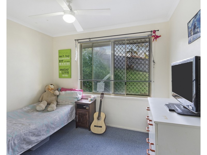 3 Sussanah Terrace, Edens Landing QLD 4207