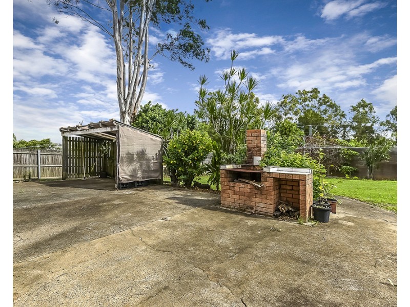 26 Palm Avenue, Kingston QLD 4114