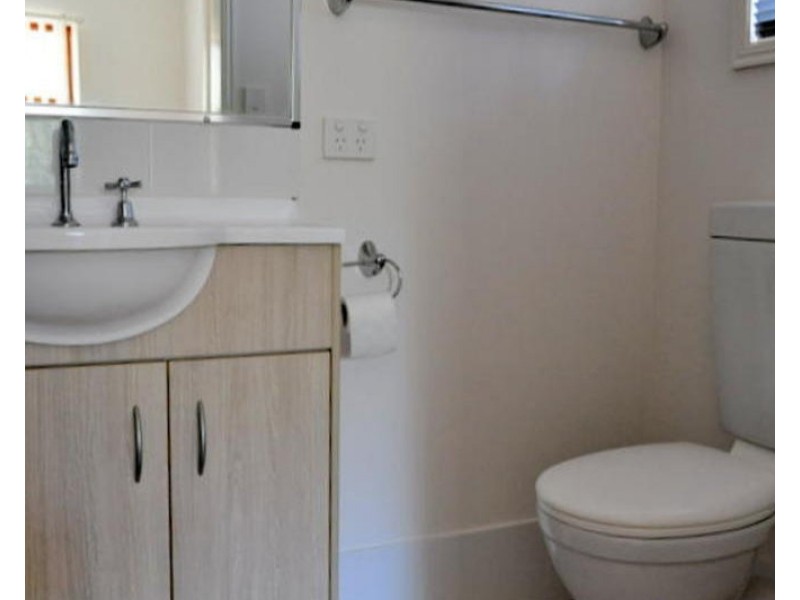 27 Coalstoun Crossing, Waterford QLD 4133