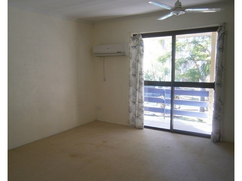 2/13 Albert Street, Eagleby QLD 4207