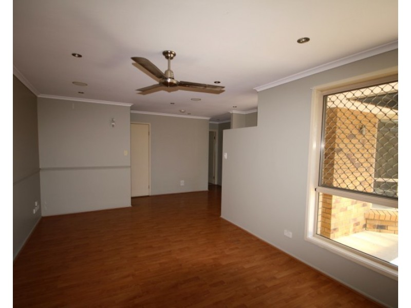 8 Diamantina Street, Hillcrest QLD 4118