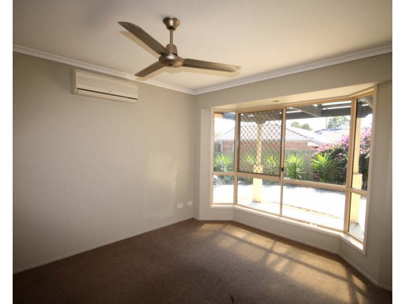 8 Diamantina Street, Hillcrest QLD 4118