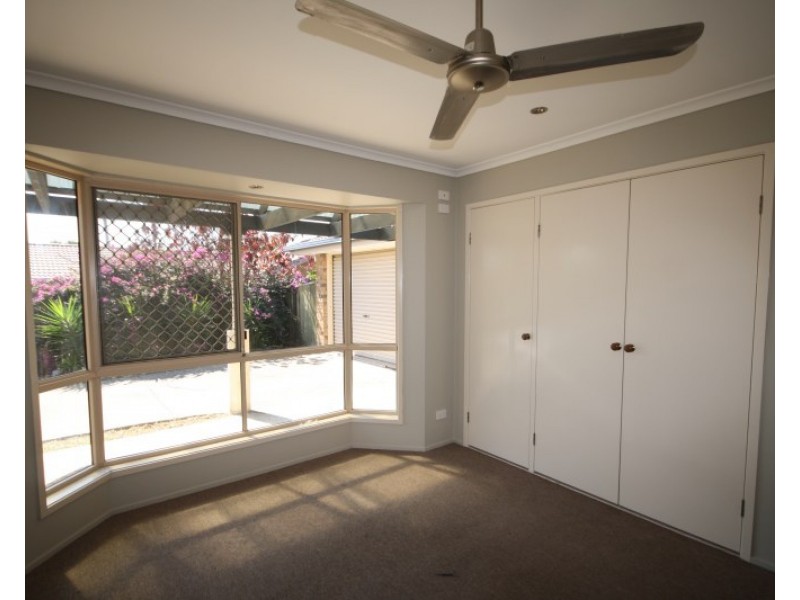 8 Diamantina Street, Hillcrest QLD 4118