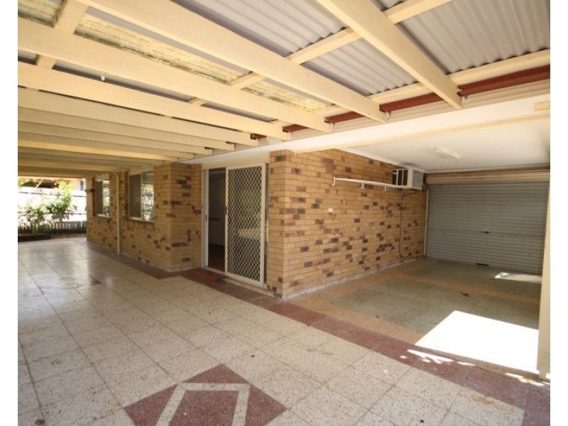 8 Diamantina Street, Hillcrest QLD 4118