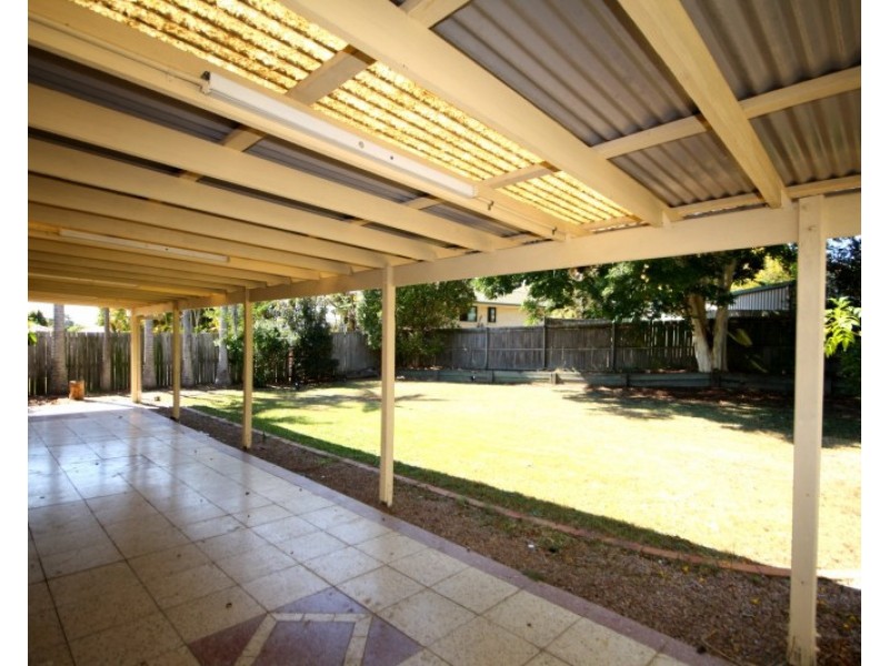 8 Diamantina Street, Hillcrest QLD 4118