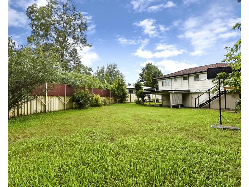 3 Brabant Street, Loganlea QLD 4131