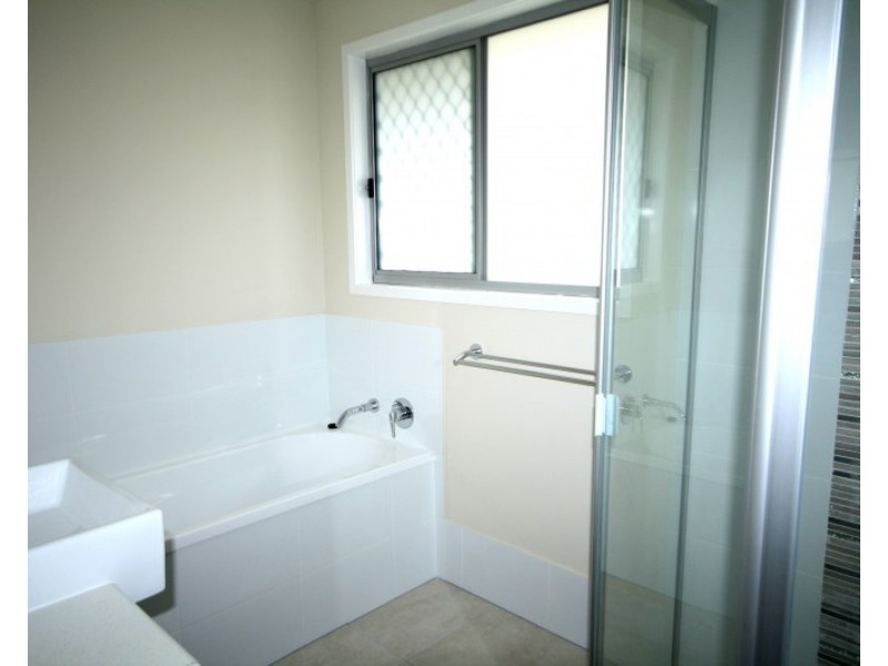 1/54 Sanctuary Parkway, Waterford QLD 4133