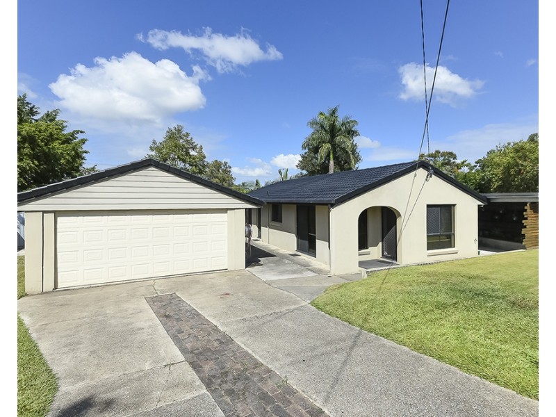17 Fenwood Close, Boronia Heights QLD 4124