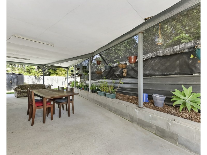 17 Fenwood Close, Boronia Heights QLD 4124