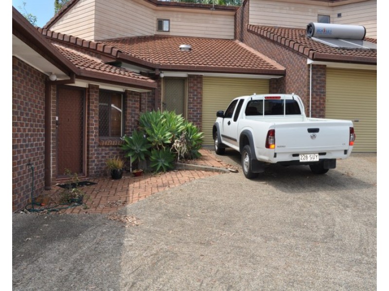 2/93 Barbaralla Drive, Springwood QLD 4127
