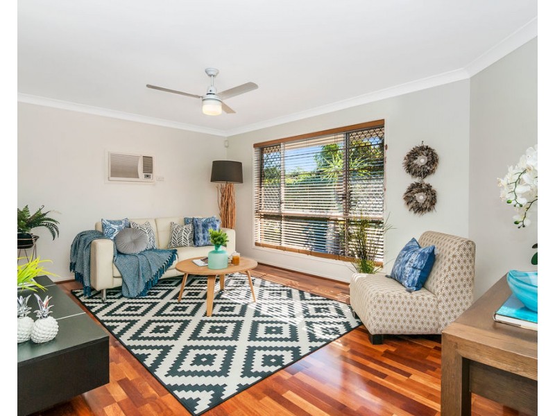 1 Rosegum Rise, Regents Park QLD 4118