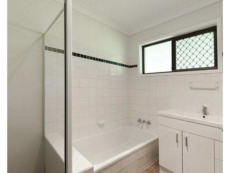 12 Farrington Court, Daisy Hill QLD 4127