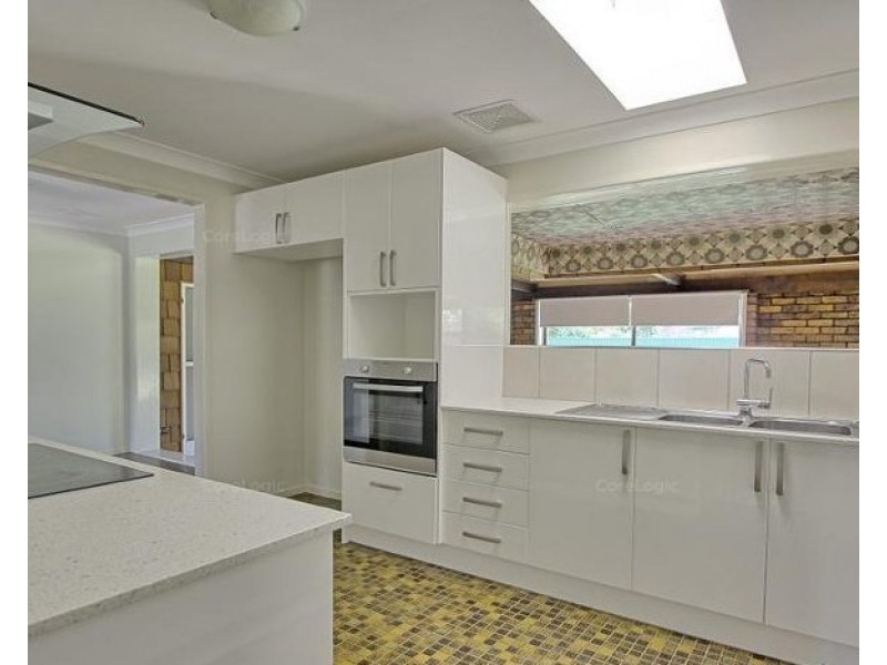6 Athena Grove, Springwood QLD 4127
