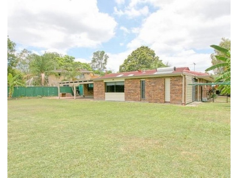 6 Athena Grove, Springwood QLD 4127