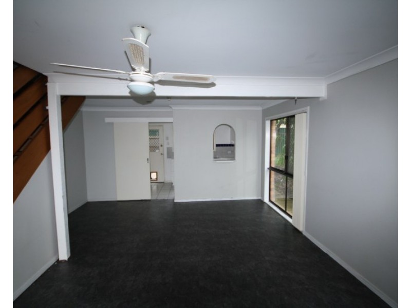 4/39 Garfield Road, Woodridge QLD 4114