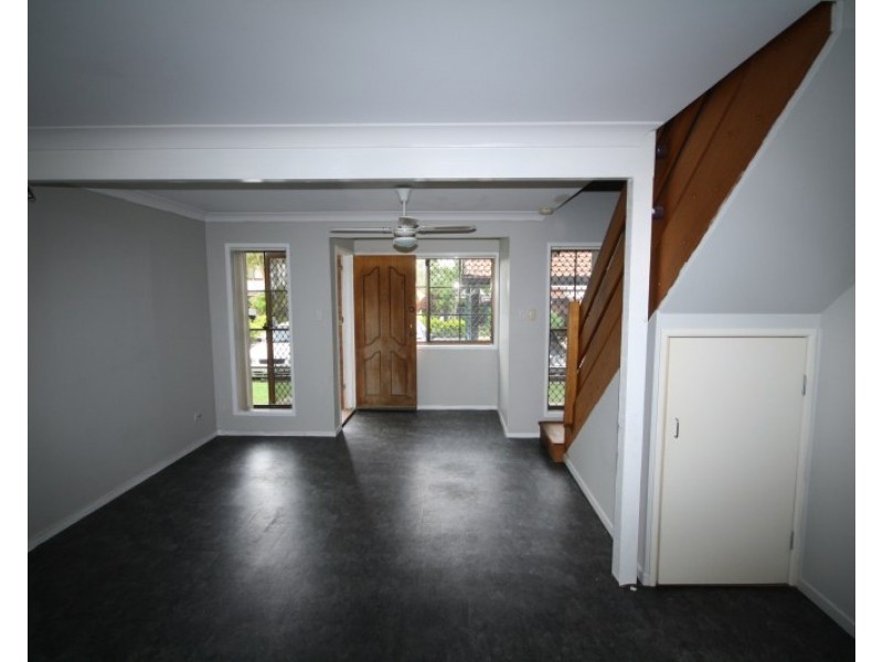 4/39 Garfield Road, Woodridge QLD 4114