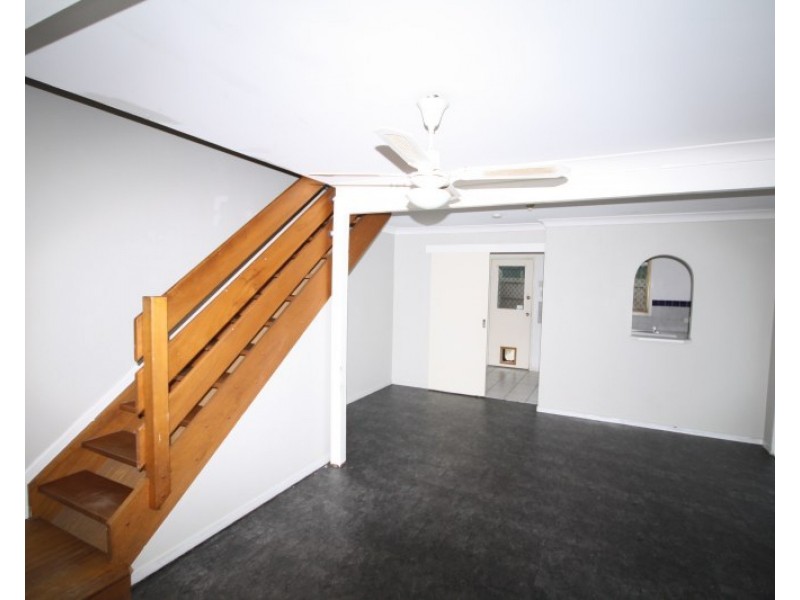 4/39 Garfield Road, Woodridge QLD 4114