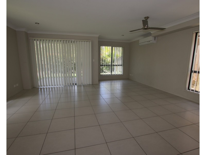 18 Stratus Lane, Coomera QLD 4209