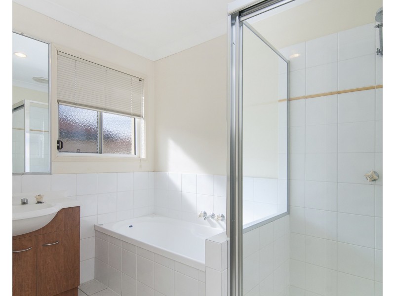 4 Mustang Place, Upper Coomera QLD 4209