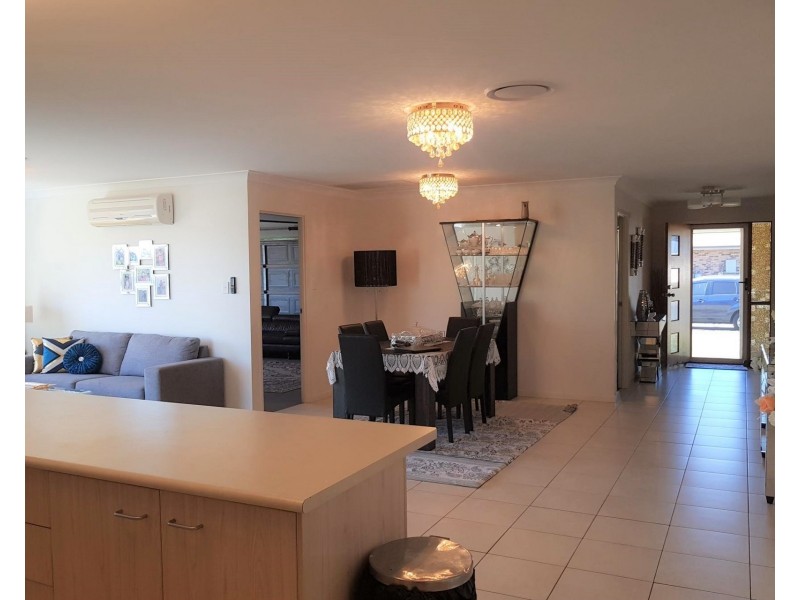 22 Ashmore Close, Marsden QLD 4132