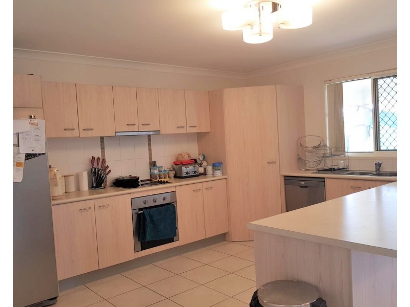 22 Ashmore Close, Marsden QLD 4132