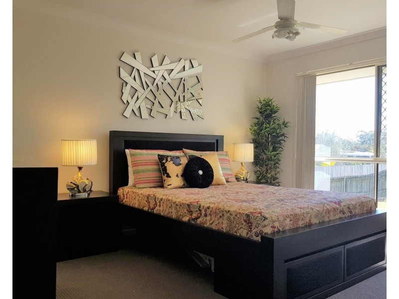 22 Ashmore Close, Marsden QLD 4132