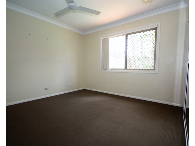 4 Elton Street, Daisy Hill QLD 4127