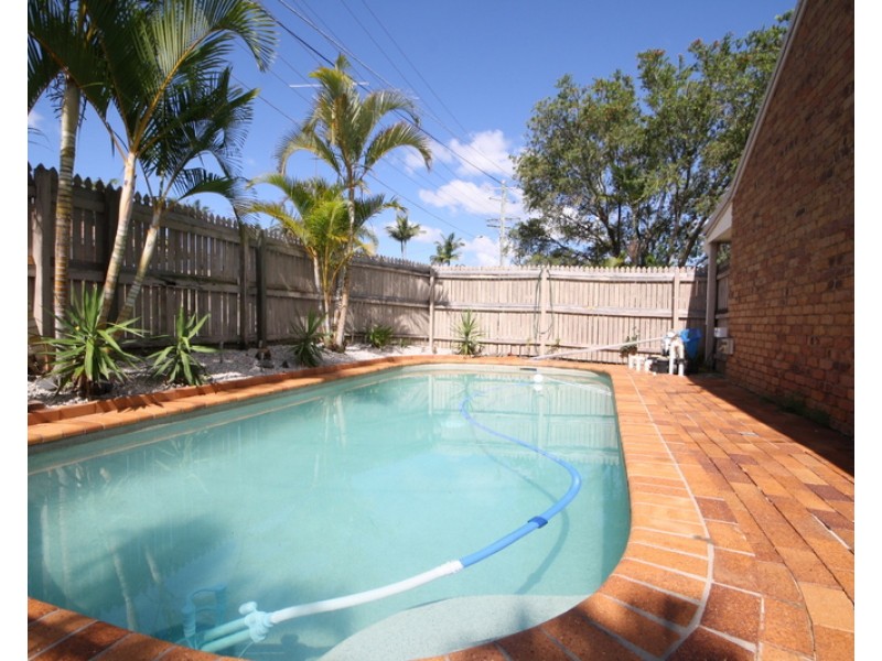 4 Elton Street, Daisy Hill QLD 4127