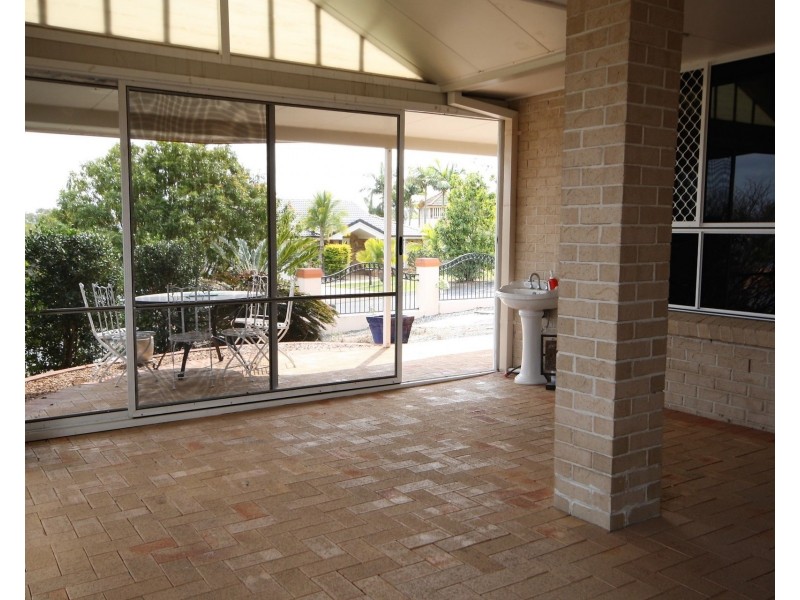 2 Tulipwood Place, Stretton QLD 4116