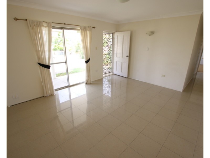 12 Bank Street, Browns Plains QLD 4118