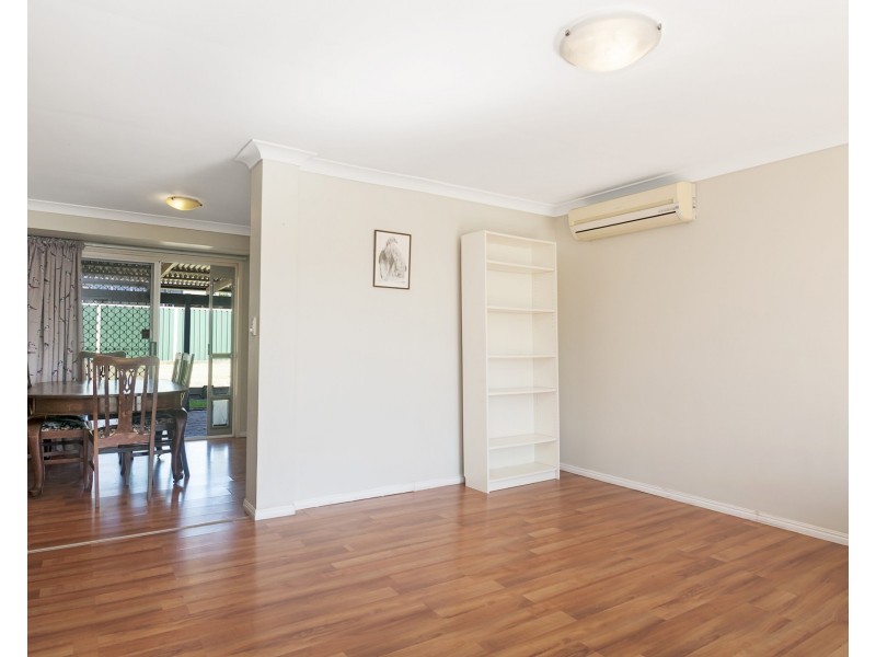 8 Cania Court, Marsden QLD 4132