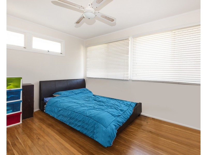 7 Woodrose Street, Kingston QLD 4114