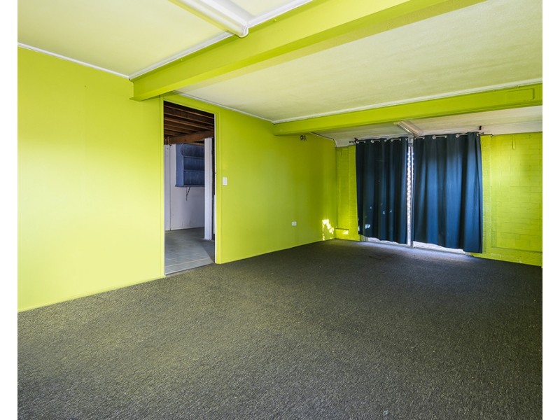 7 Woodrose Street, Kingston QLD 4114