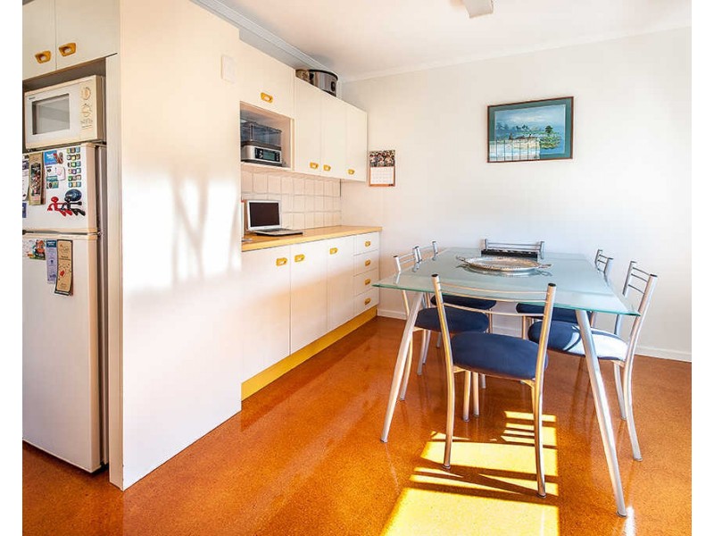 73 Mingera Street, Mansfield QLD 4122