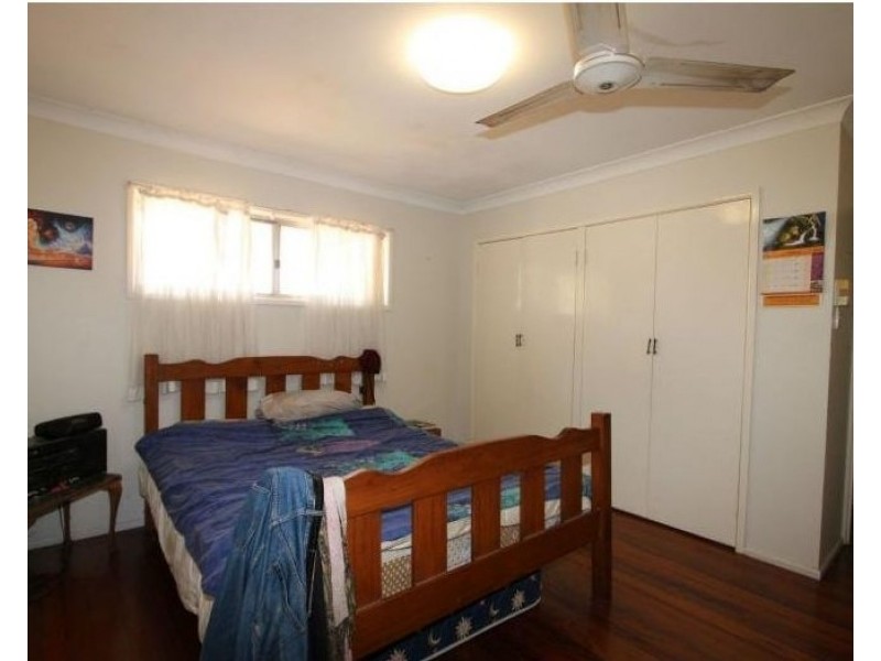 32 MacArthur Crescent, Slacks Creek QLD 4127