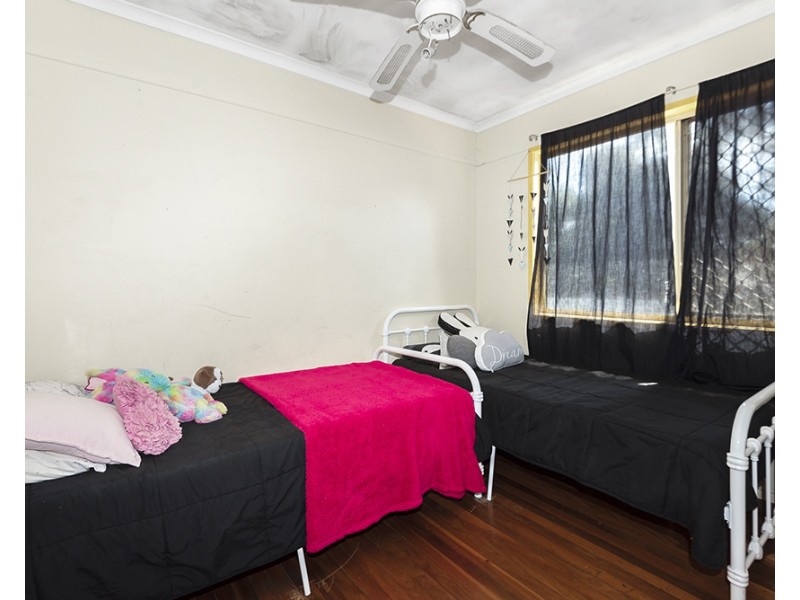 12 Oregon Street, Marsden QLD 4132