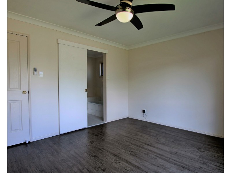 7 Fig Tree Court, Kingston QLD 4114