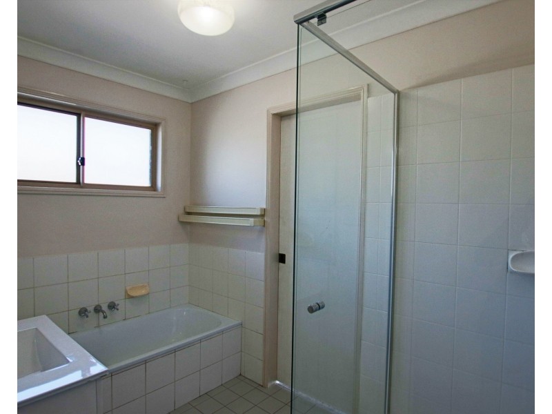 7 Fig Tree Court, Kingston QLD 4114