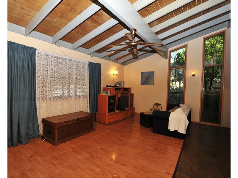 14 Hedley Street, Loganlea QLD 4131