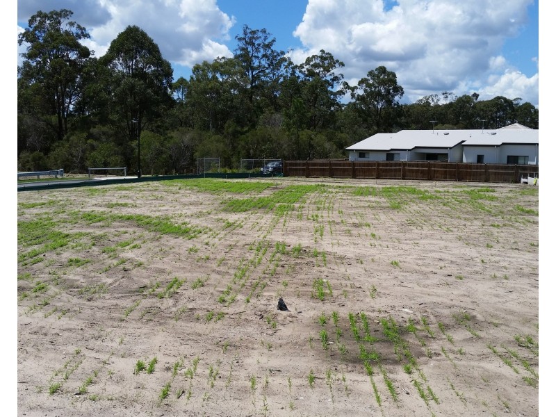 18 Greenpark Drive, Crestmead QLD 4132