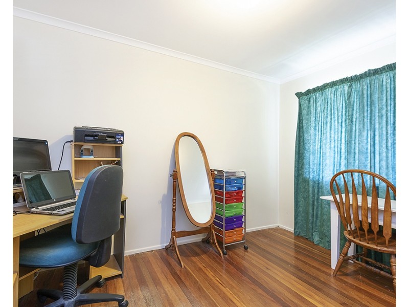 15 Hickory Street, Marsden QLD 4132